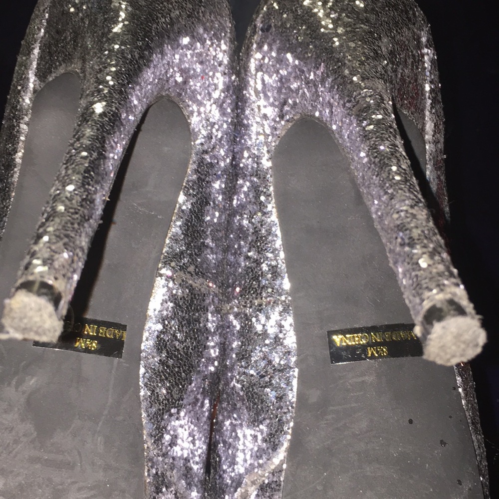 Sparkle shoes - Picture 3 of 3